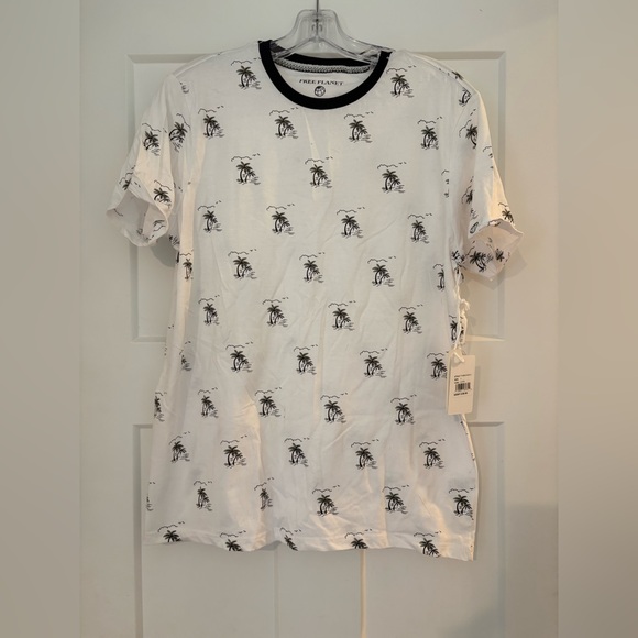 Free Planet White Palm Tree Print Men's Shirt - Picture 1 of 2